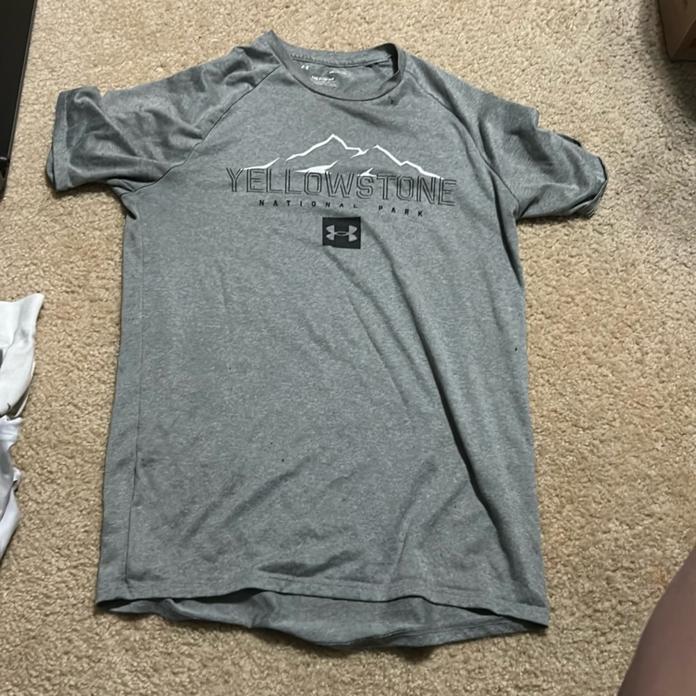 Dry fit tee good for working out